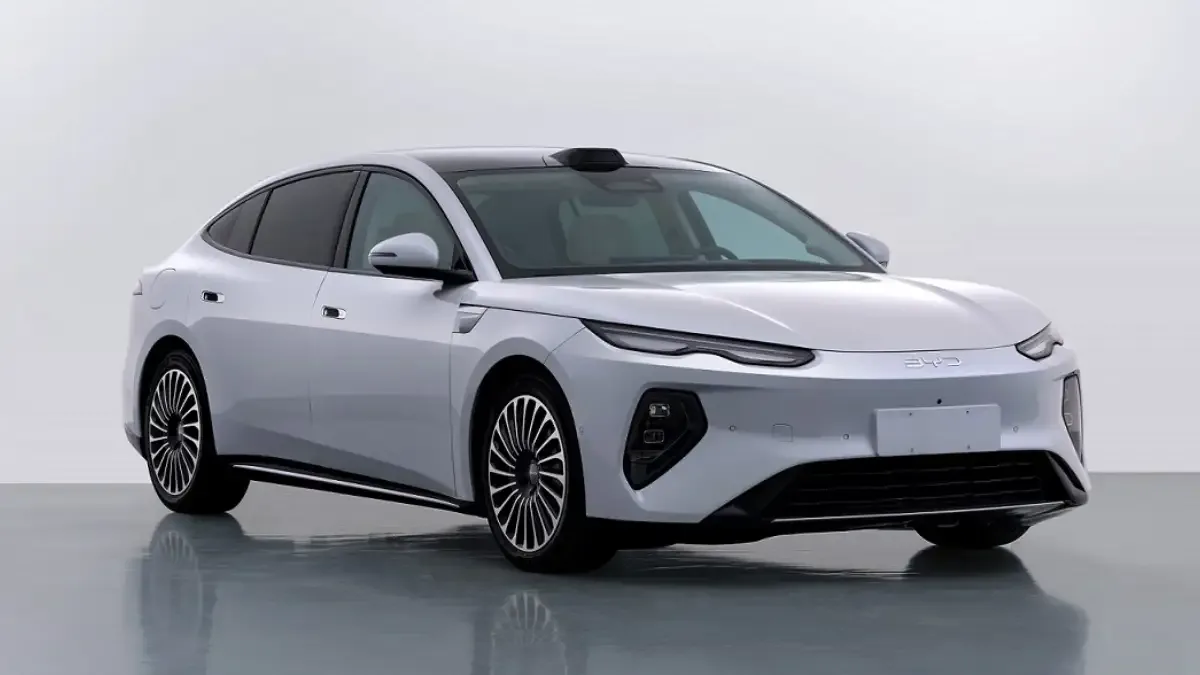 BYD Seal 08 electric sedan